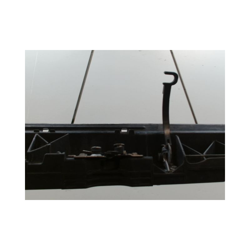 TRAVERSE SUPERIEURE ARMATURE AVANT PEUGEOT 308 2011-