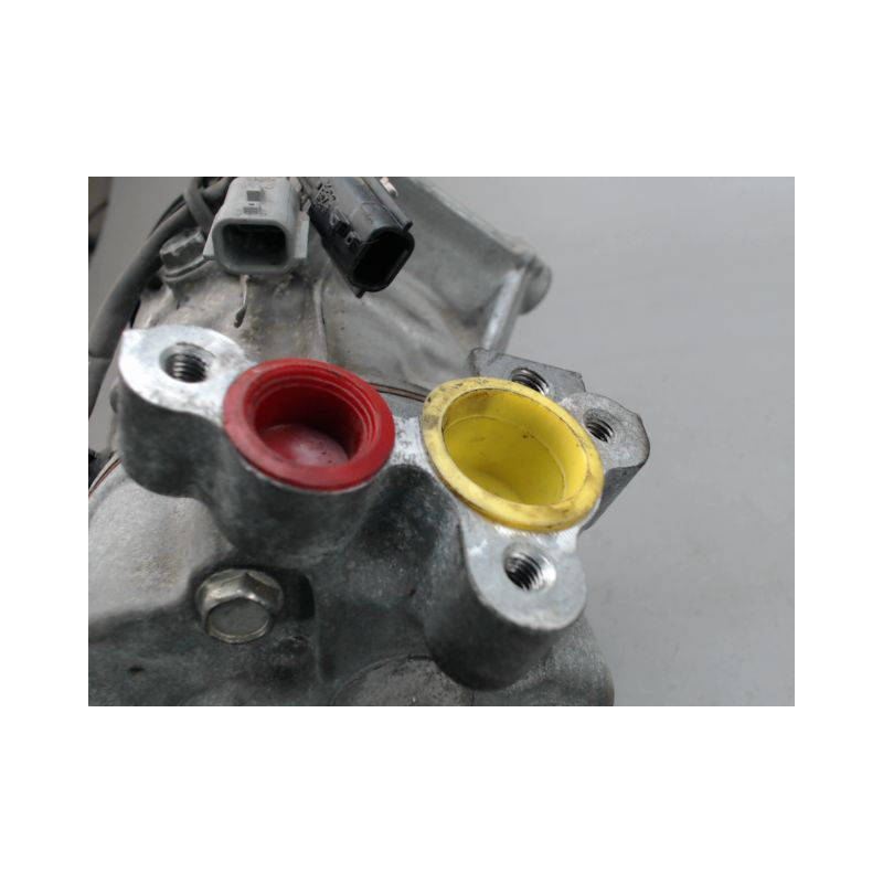 COMPRESSEUR AIR CONDITIONNE RENAULT CLIO