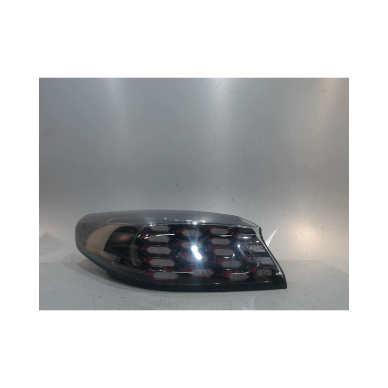 FEU ARRIERE GAUCHE  KIA XCEED