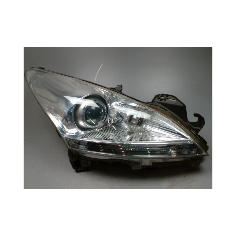 PHARE DROIT PEUGEOT 3008 2009-