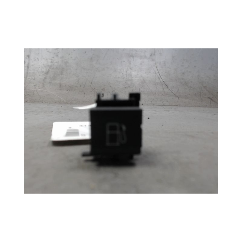 ACTIONNEUR TRAPPE CARBURANT DS DS7