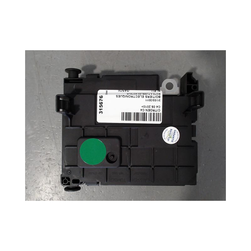 BOITE A FUSIBLES CITROEN C4 2010-