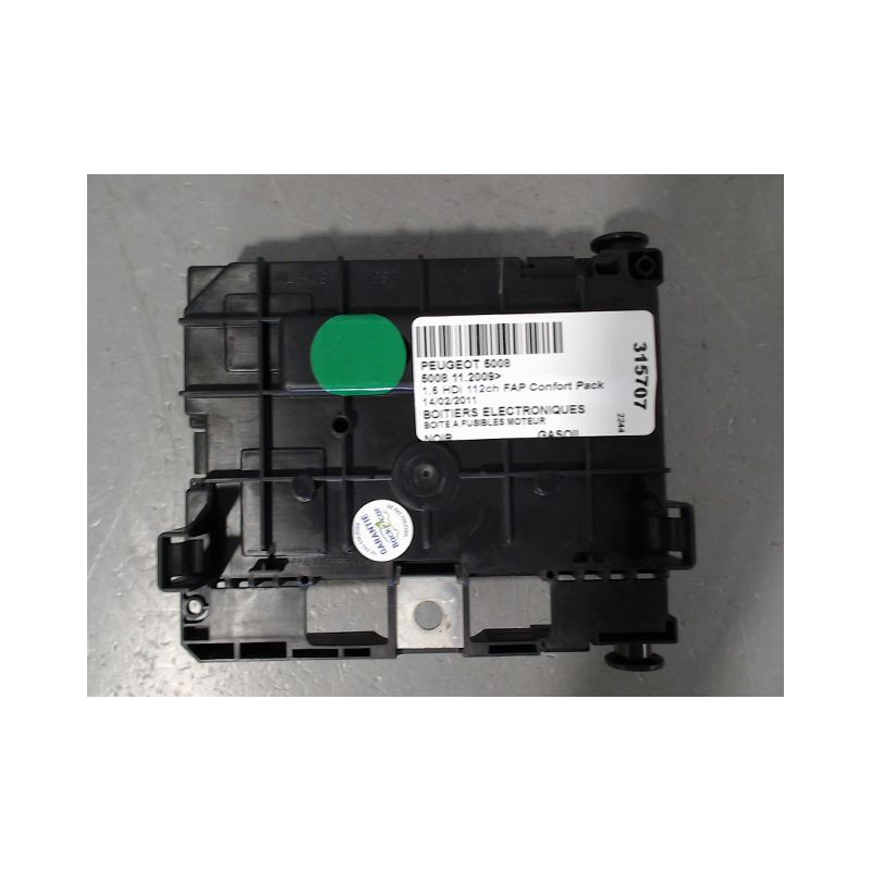 BOITE A FUSIBLES PEUGEOT 5008 2009-