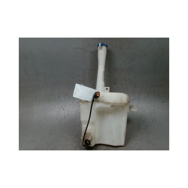 RESERVOIR LAVE-GLACE AVANT KIA CEE-D