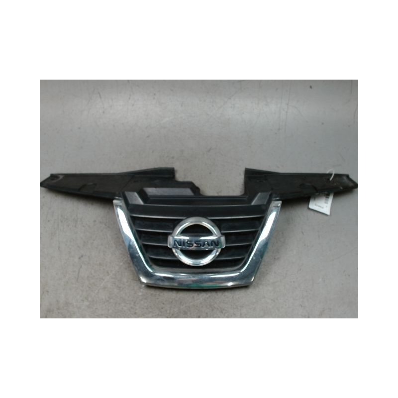 CALANDRE NISSAN JUKE