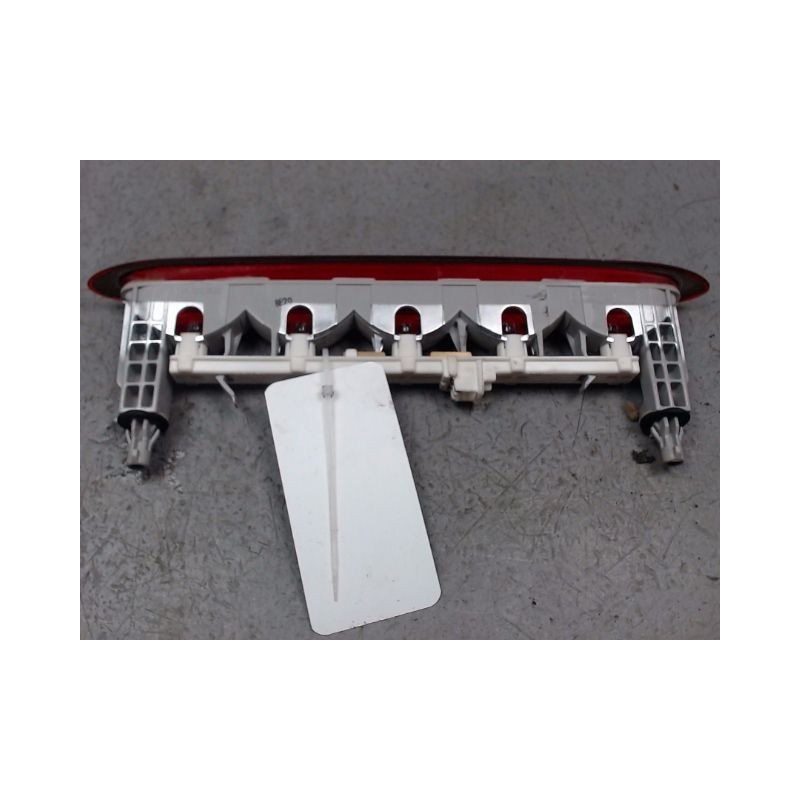 FEUX STOP SUPPLEMENTAIRE DAIHATSU CUORE
