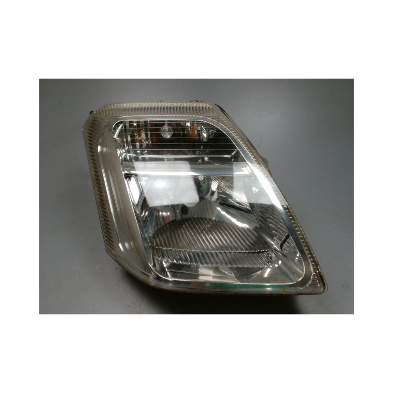 PHARE DROIT CITROEN C2 2003-