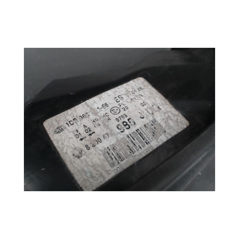 PHARE DROIT RENAULT CLIO II PH.2 01-06