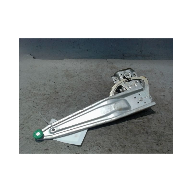 MECANISME LEVE-GLACE ARRIERE GAUCHE TOYOTA YARIS II 2010-