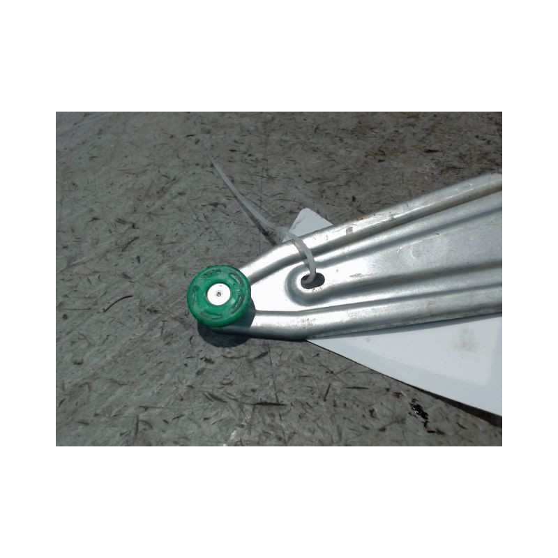 MECANISME LEVE-GLACE ARRIERE GAUCHE TOYOTA YARIS II 2010-