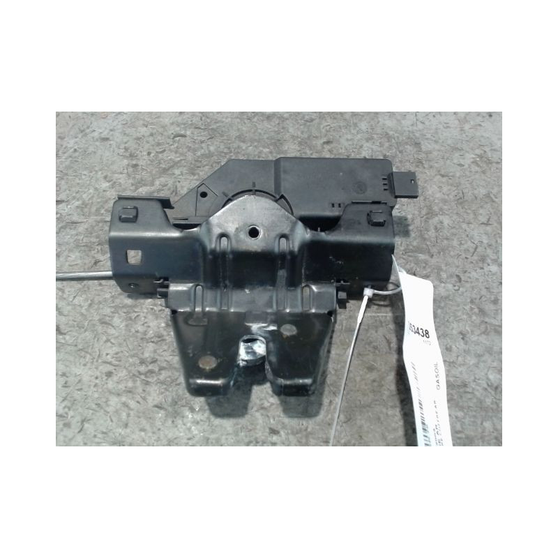 SERRURE COFFRE ARRIERE ROVER 75