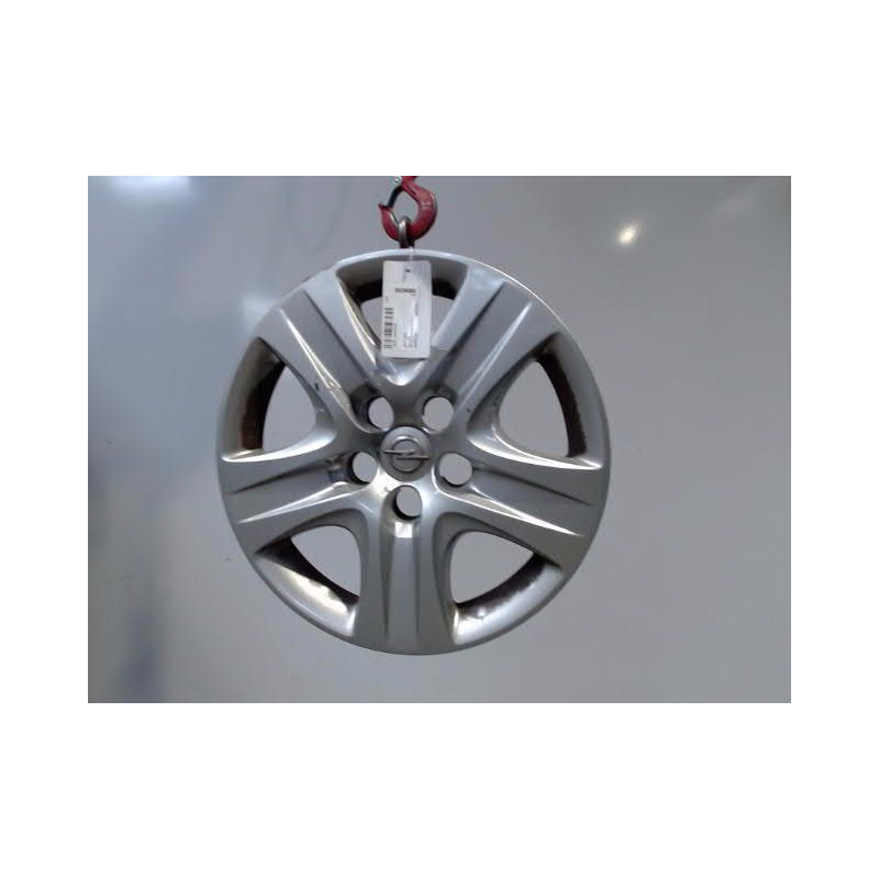 ENJOLIVEUR DE ROUE OPEL INSIGNIA