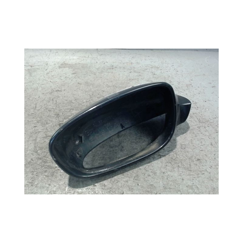 CARENAGE RETROVISEUR EXTERIEUR GAUCHE PEUGEOT 607