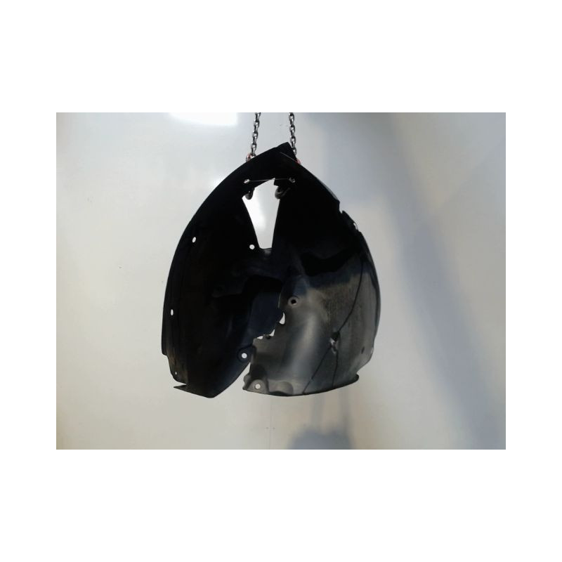 PARE-BOUE AVANT DROIT RENAULT SCENIC II PH1 02-06