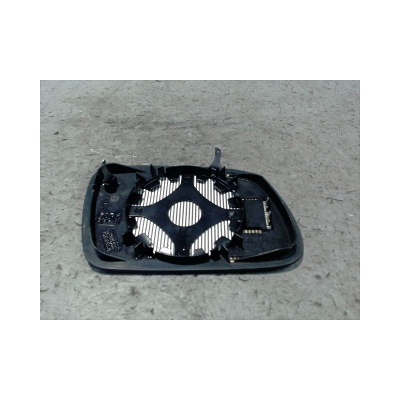 GLACE RETROVISEUR EXT G PEUGEOT 407