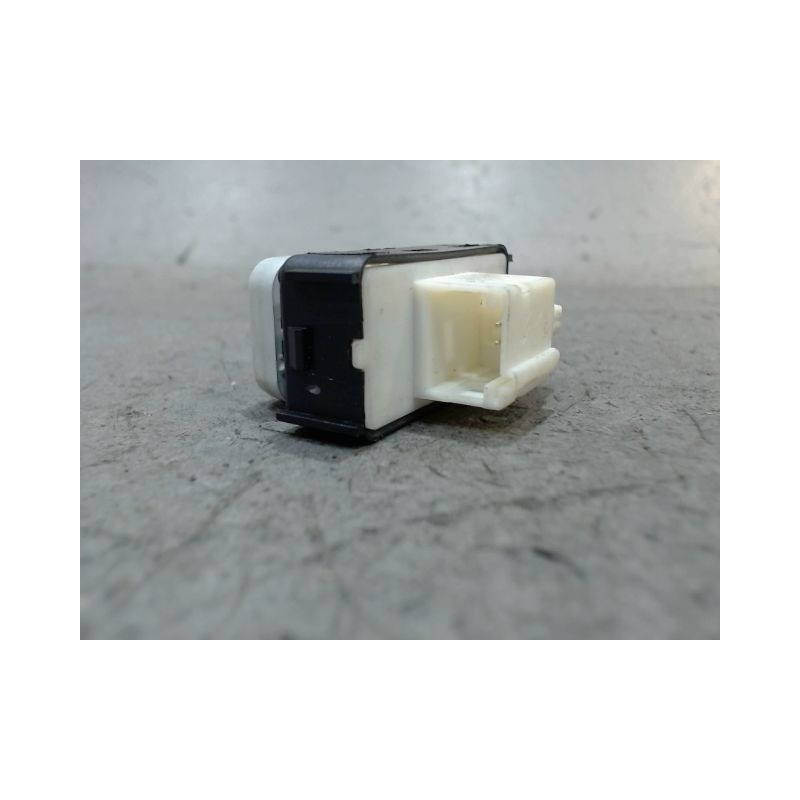 BOUTON COMMANDE TOIT OUVRANT PEUGEOT 308