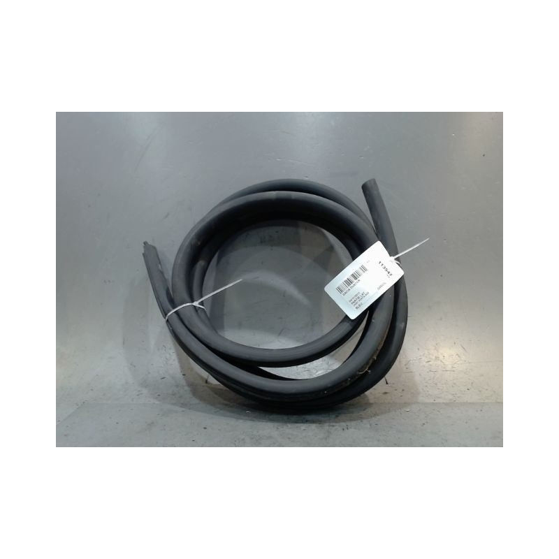 JOINT PORTE AVANT DROIT DACIA DUSTER