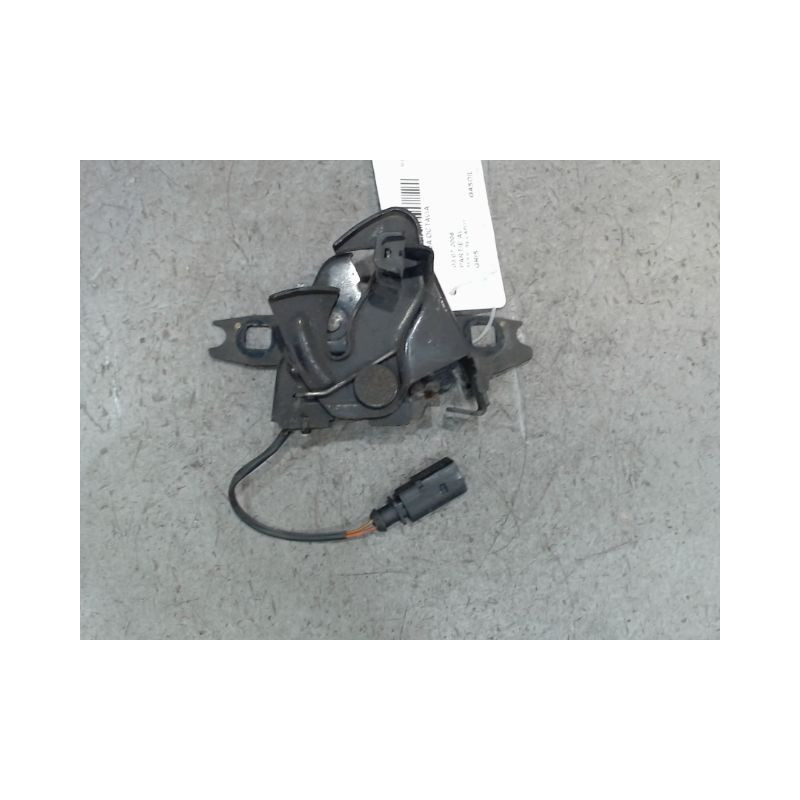 SERRURE CAPOT SKODA OCTAVIA