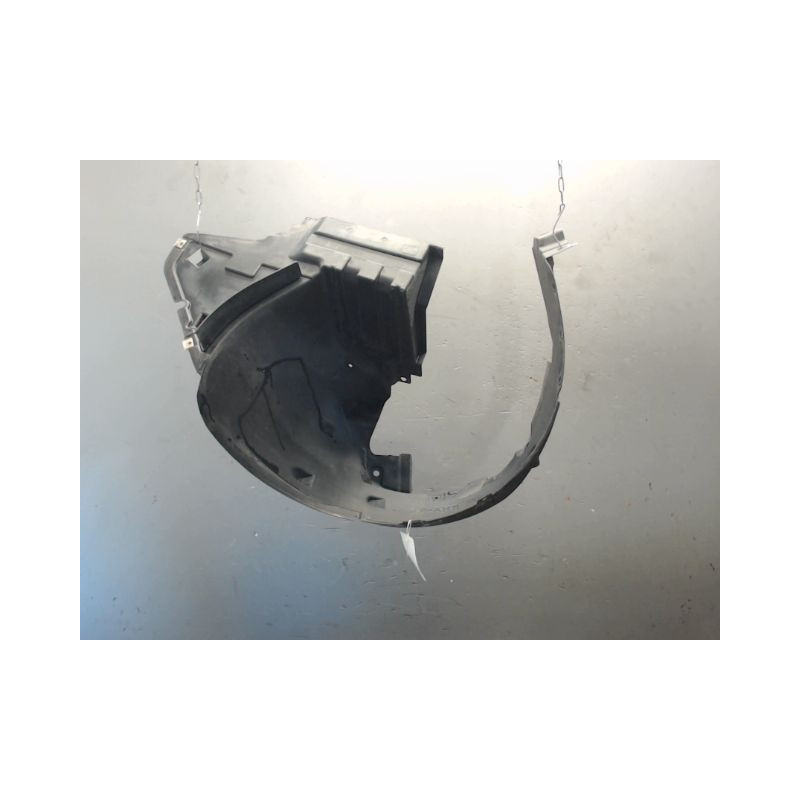 PARE-BOUE AVANT DROIT NISSAN MICRA