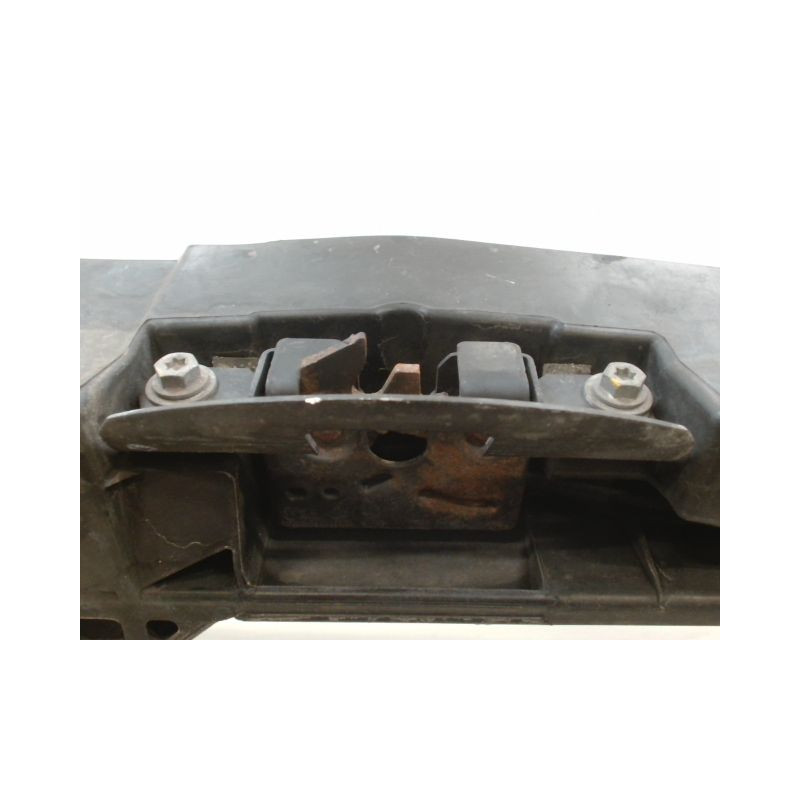 FACE AVANT RENAULT FLUENCE