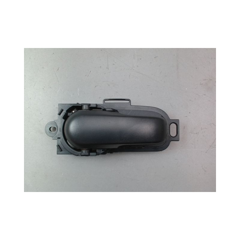 POIGNEE INTERIEURE PORTE AVANT DROIT NISSAN NV200