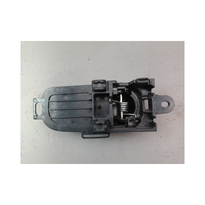 POIGNEE INTERIEURE PORTE AVANT GAUCHE NISSAN NV200