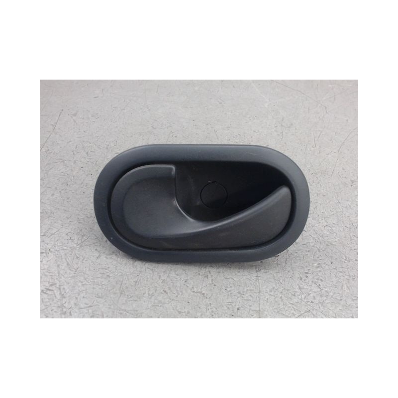POIGNEE INTERIEURE PORTE AVANT GAUCHE RENAULT KANGOO