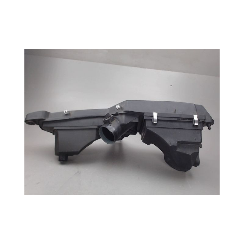BOITIER FILTRE A AIR B.M.W. SERIE 1
