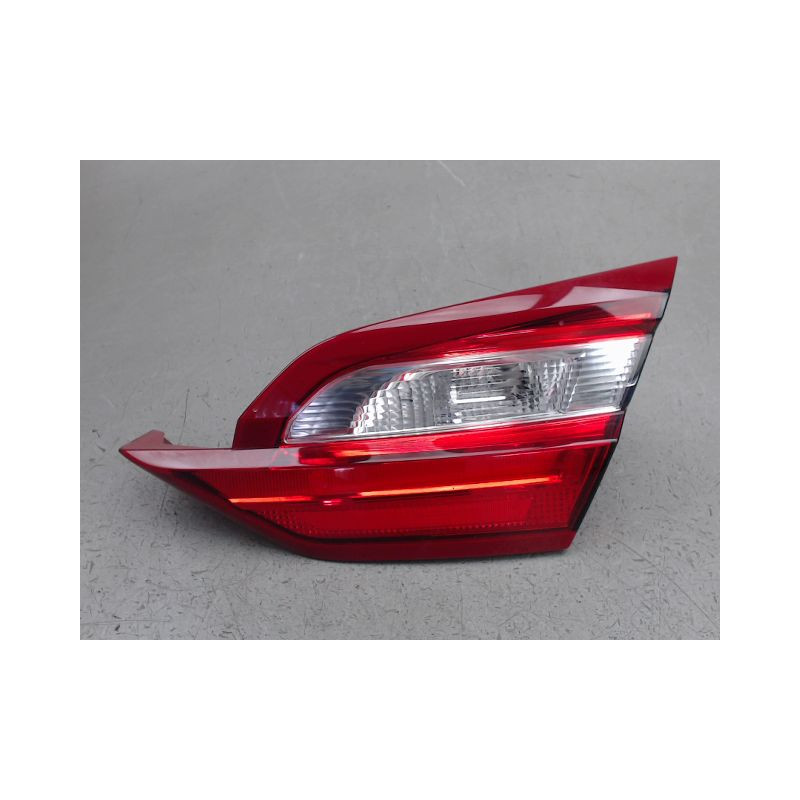 FEU ARRIERE INTERIEUR DROIT FORD FIESTA