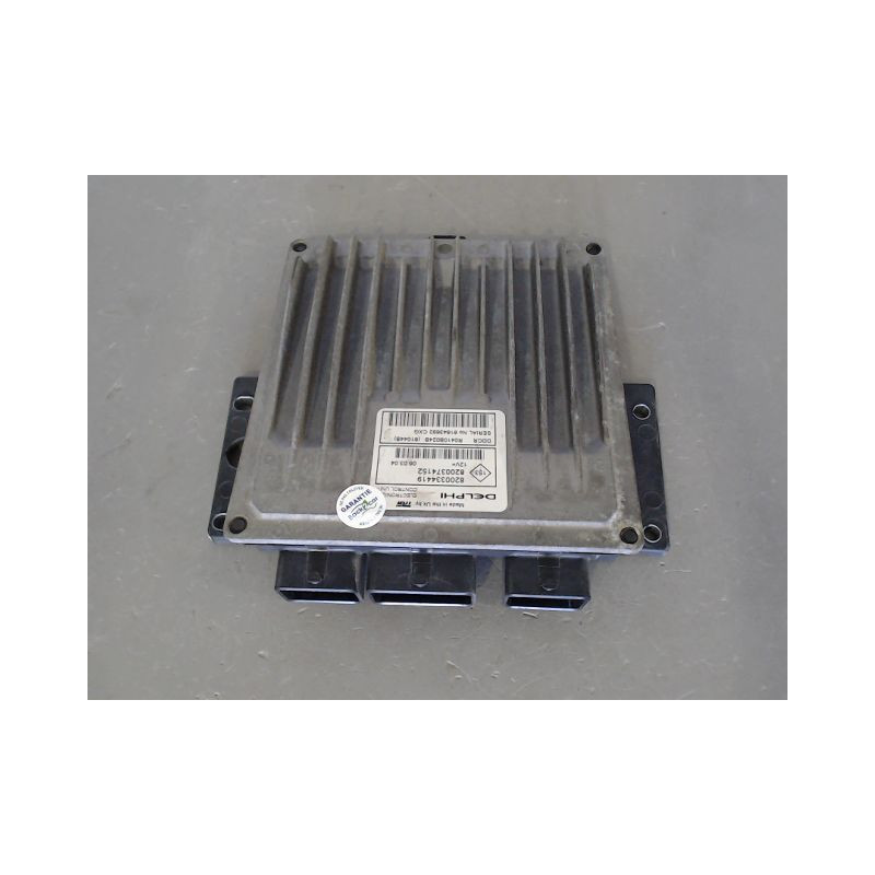 CALCULATEUR MOTEUR RENAULT MEGANE
