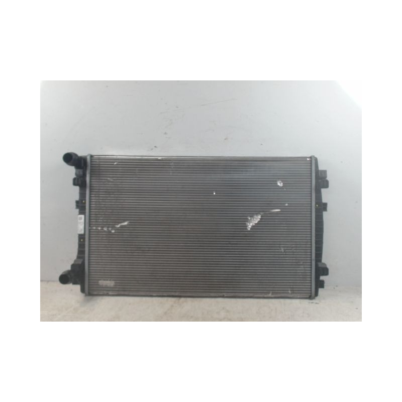 RADIATEUR SEAT LEON 2009-