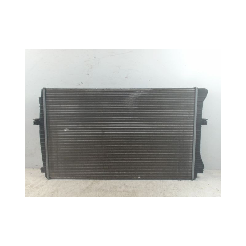 RADIATEUR SEAT LEON 2009-