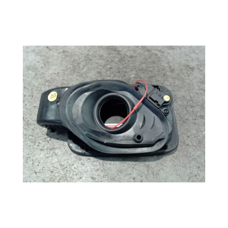 VOLET DE TRAPPE CARBURANT AUDI Q3