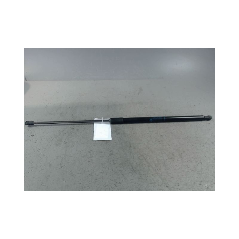 VERIN CAPOT G DACIA DUSTER 2010-