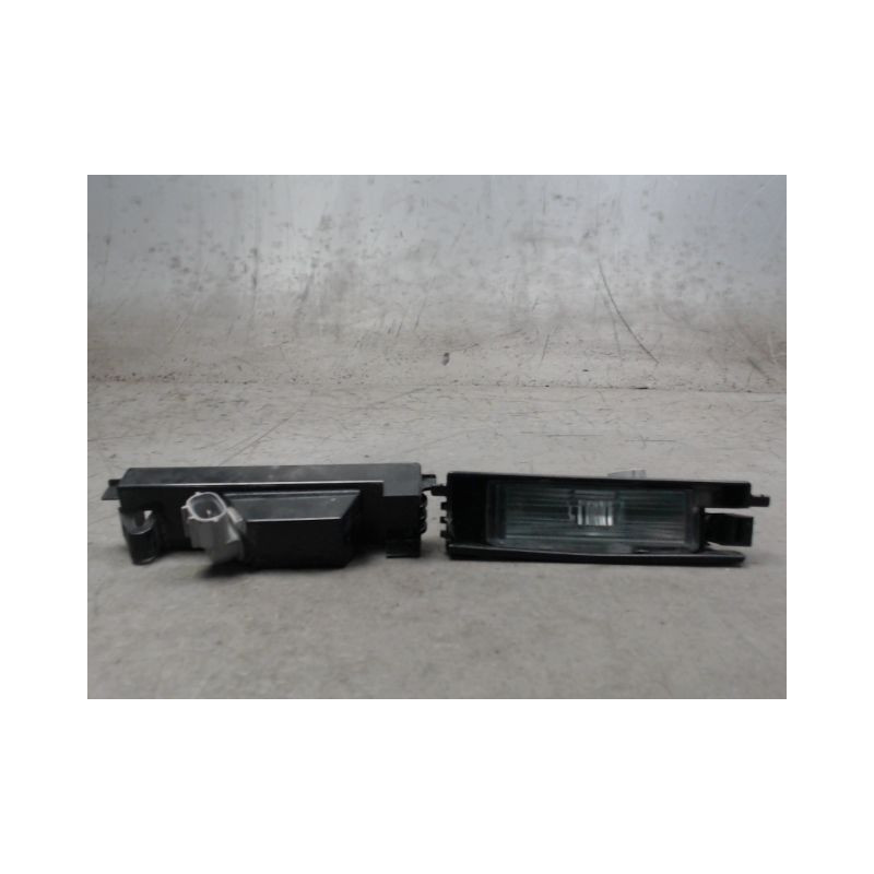 ECLAIREUR PLAQUE DE POLICE PEUGEOT 108