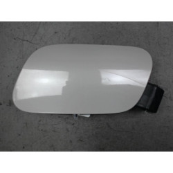 VOLET DE TRAPPE CARBURANT