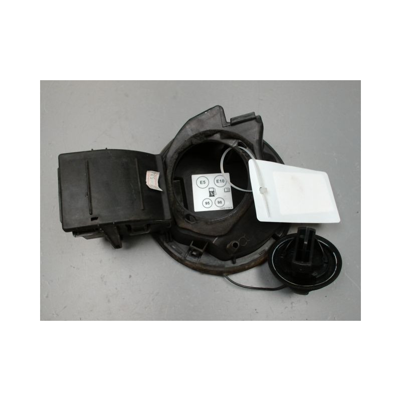 VOLET DE TRAPPE CARBURANT RENAULT CLIO