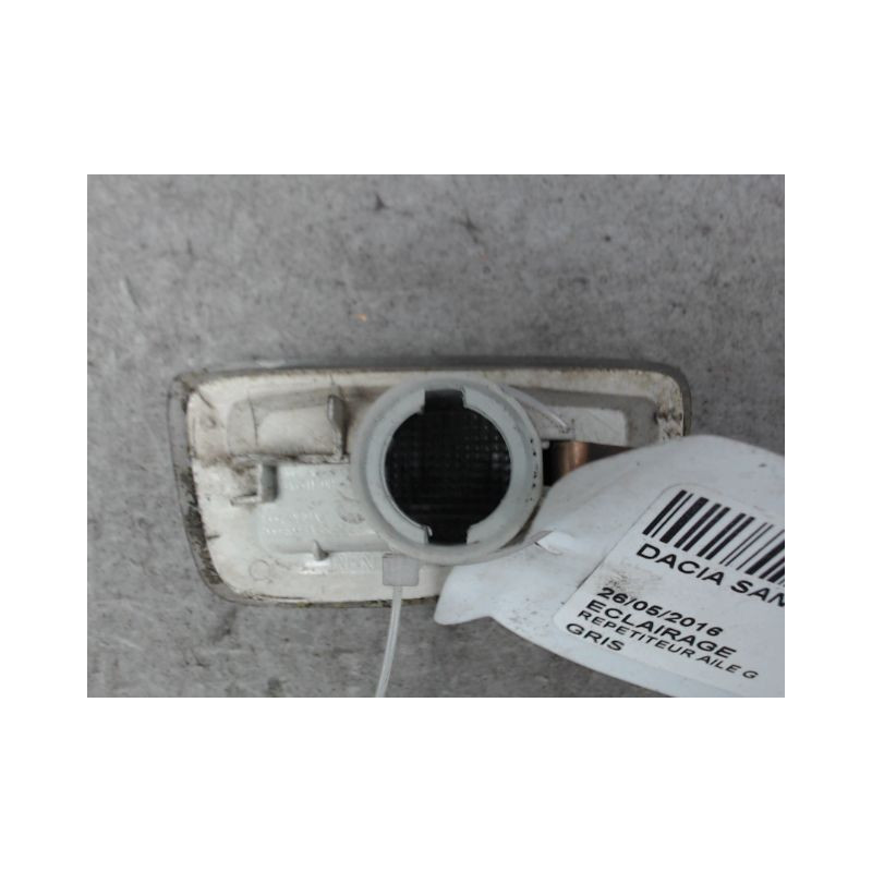 REPETITEUR AILE GAUCHE DACIA SANDERO