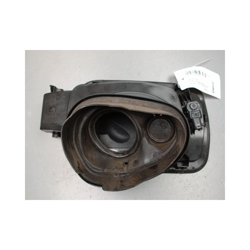 VOLET DE TRAPPE CARBURANT B.M.W. SERIE 2