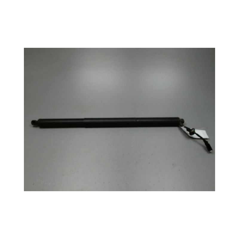VERIN HAYON G B.M.W. SERIE 2