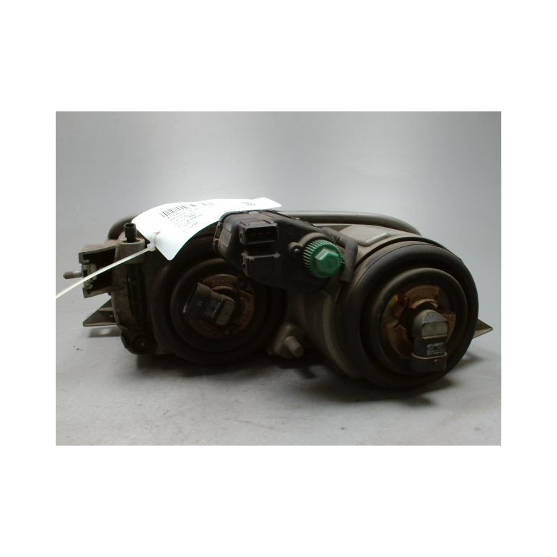 PHARE DROIT ALFA ROMEO SPIDER 95-2003