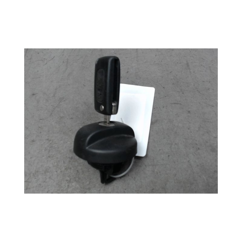BOUCHON RESERVOIR A CARBURANT CITROEN C3 2005-