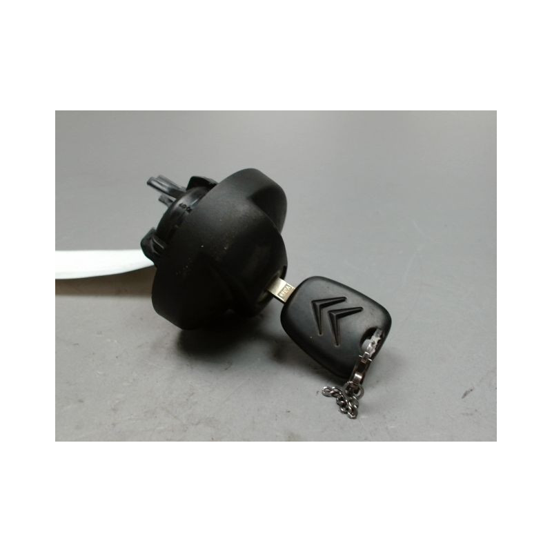 BOUCHON RESERVOIR A CARBURANT CITROEN C3 2005-