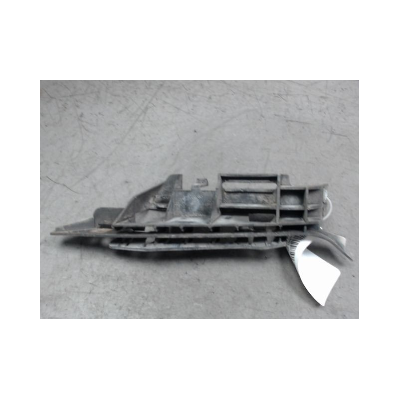 SUPPORT PARE-CHOC AVG PEUGEOT 307 2001-2005