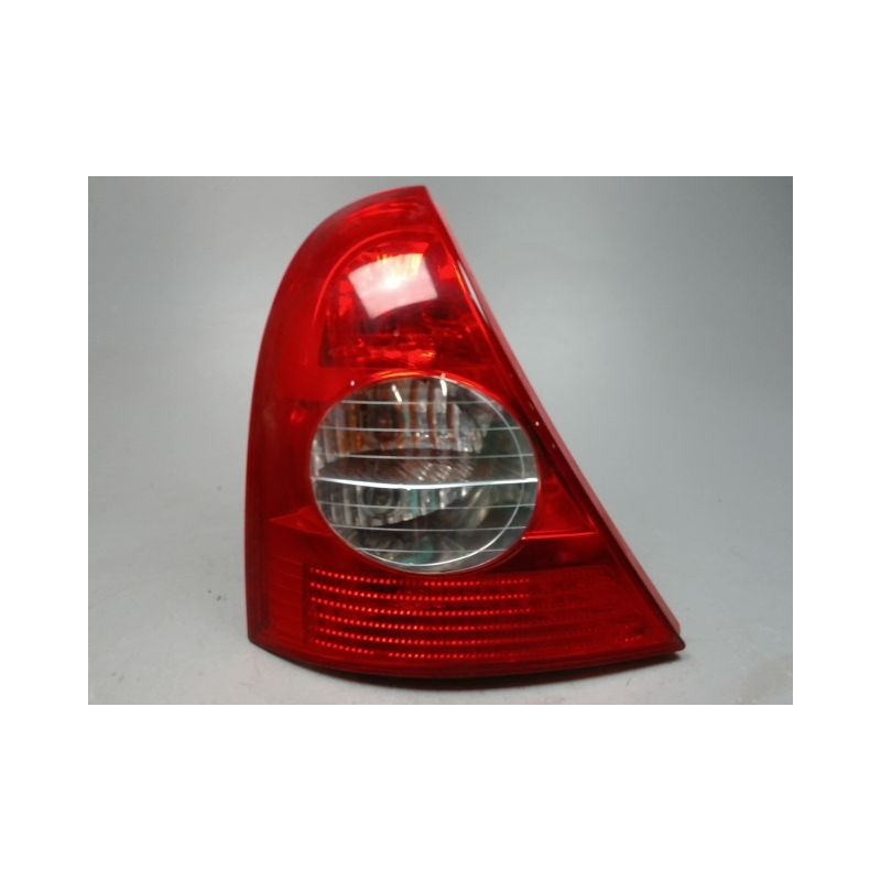 FEU ARRIERE GAUCHE  RENAULT CLIO II CAMPUS 06-