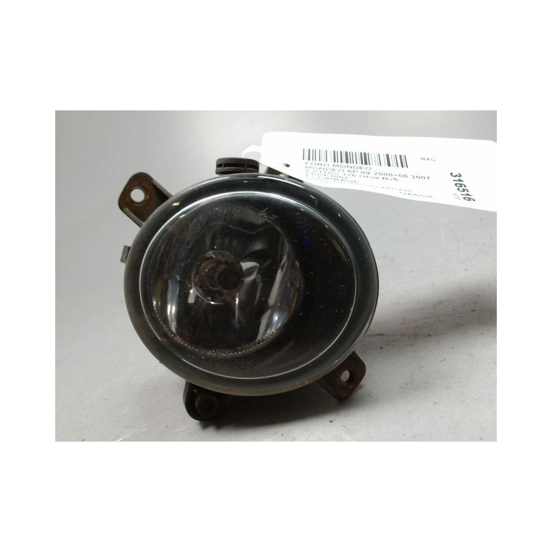 PHARE ANTIBROUILLARD AVANT DROIT FORD MONDEO 2000-2007