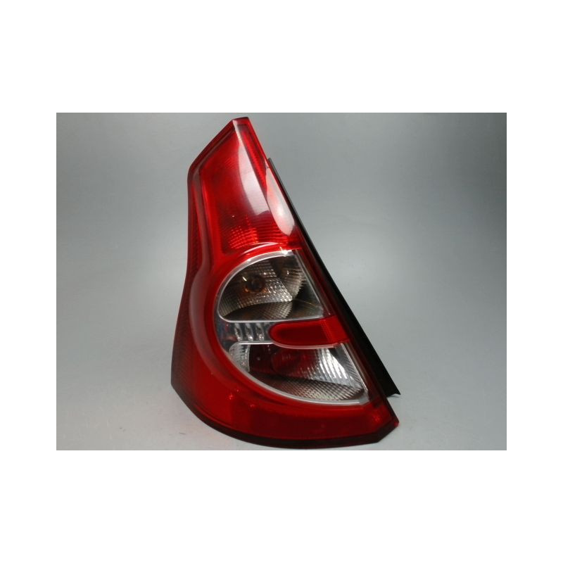FEU ARRIERE GAUCHE  DACIA SANDERO 2008-