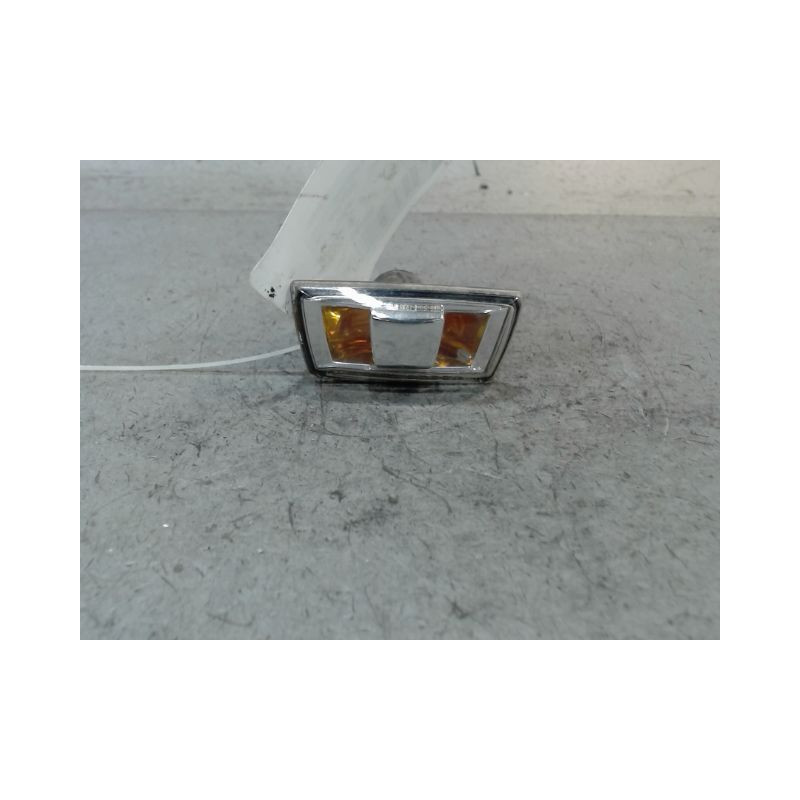 REPETITEUR AILE GAUCHE OPEL ASTRA