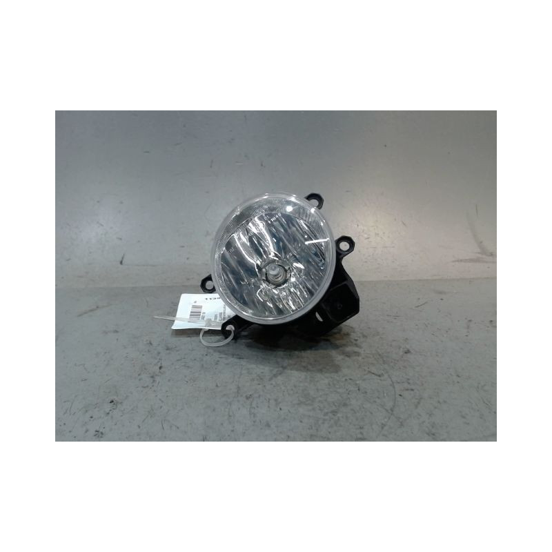 PHARE ANTIBROUILLARD AVANT DROIT PEUGEOT 108