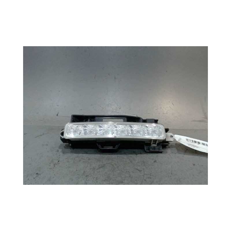 FEUX POSITION GAUCHE PEUGEOT 108